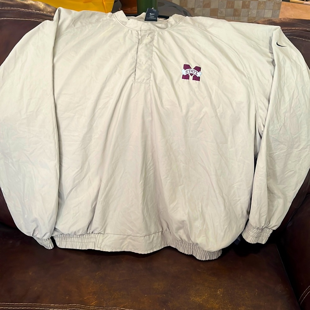 Nike/Mississippi State Tan Wind Breaker